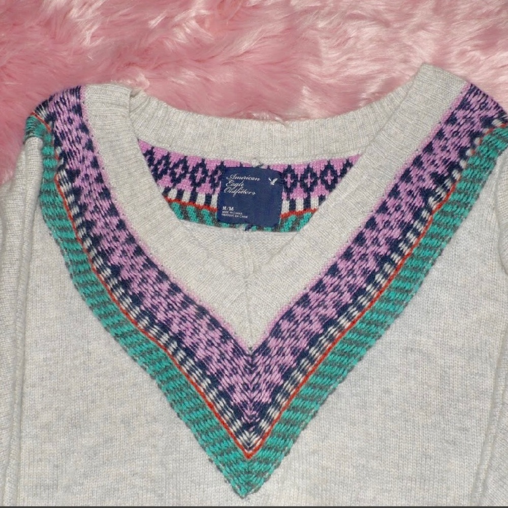 American Eagle Outfitters sweater